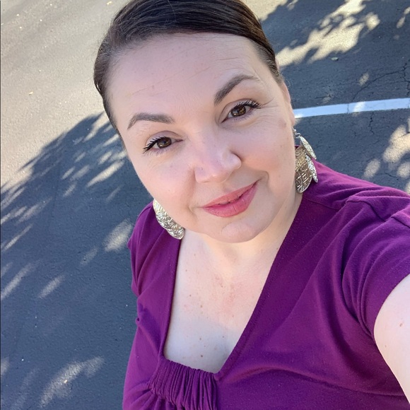 Meet your Posher, Tammy - Picture 2 of 4